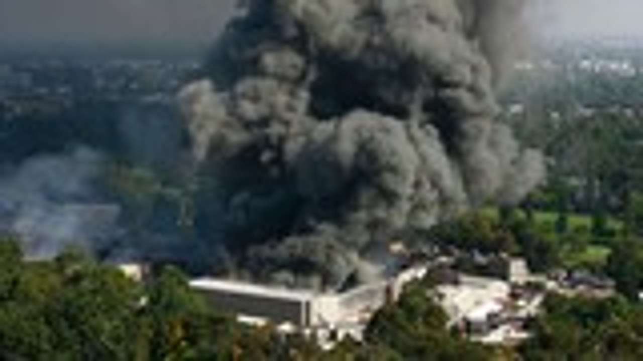 Universal Music Group Faces Class Action Lawsuit Over 2008 Archive Vault Fire | Billboard News