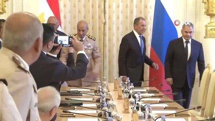 - Rus ve Mısırlı Dışişleri Bakanları Bir Araya Geldi