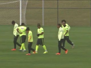 La 'canarinha' prepara la final de consolación en Teresópolis