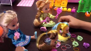 Elsa and Anna toddlers buy toys online and get a huge parcel full of toys