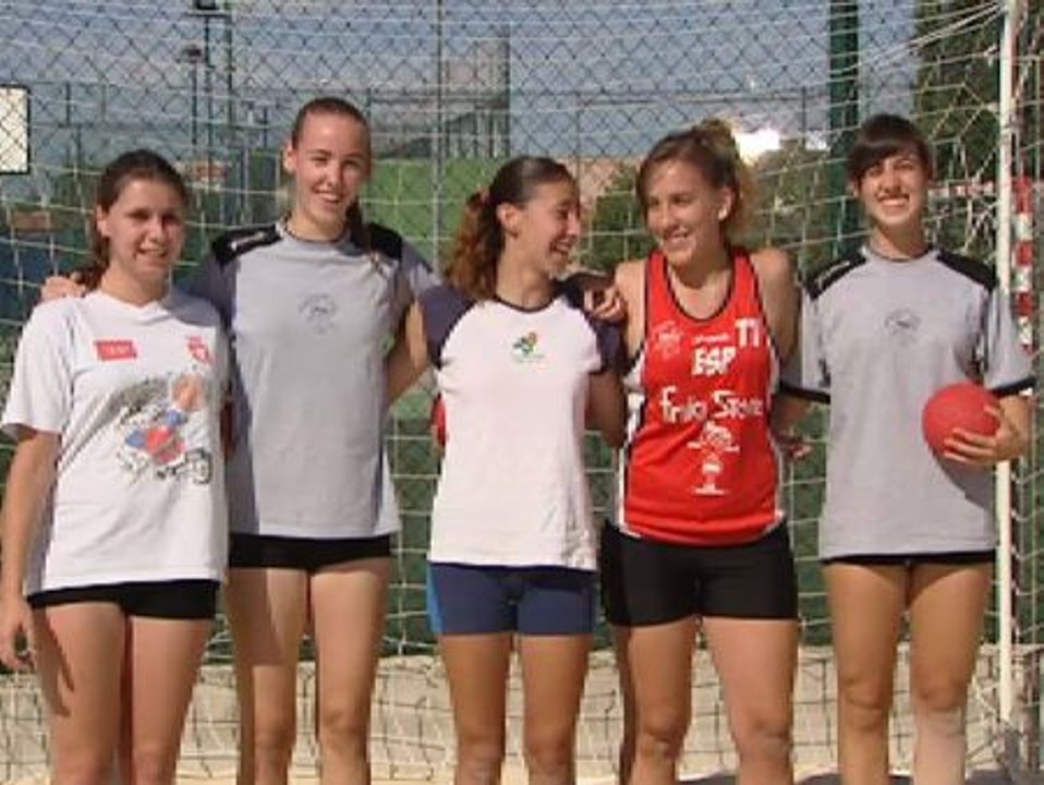 Polémica por el uso del bikini en el balonmano-playa