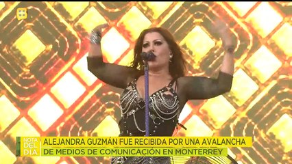 ¡SE ARMÓ EL ALBOROTO! Alejandra Guzmán causó revuelo entre los medios que la cuestionaban.