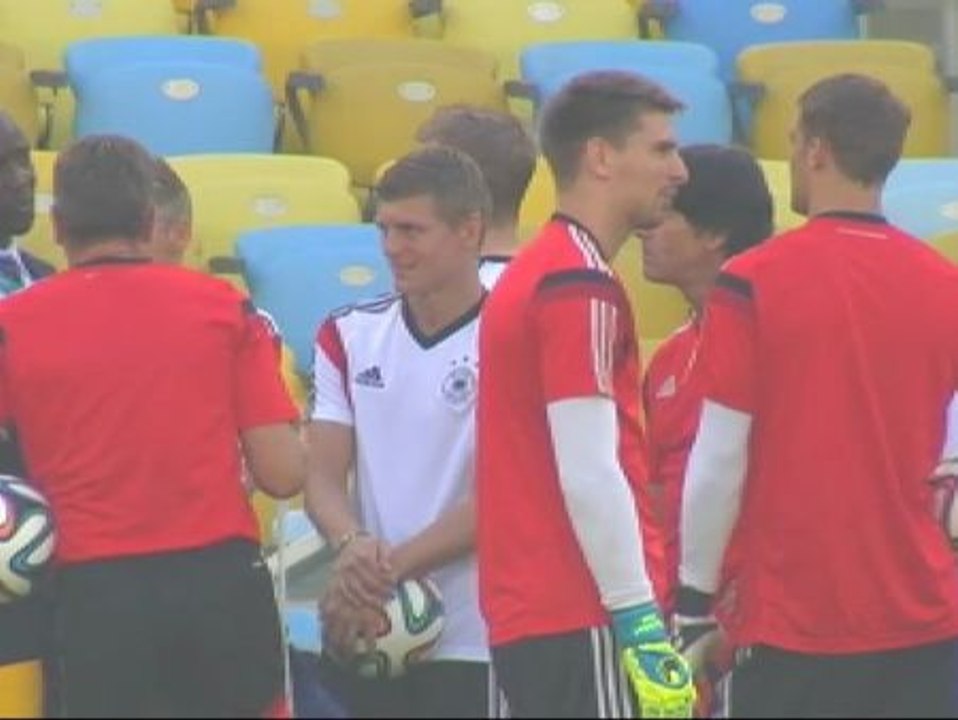 La Alemania de Toni Kroos quiere eliminar a Francia y ser la primera semifinalista