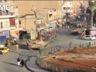 Exhibición de fuerza de los yihadistas del ISIS en Siria