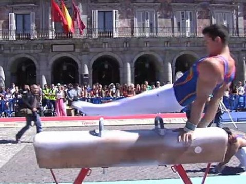 La Plaza Mayor de Madrid se convierte en un tapiz