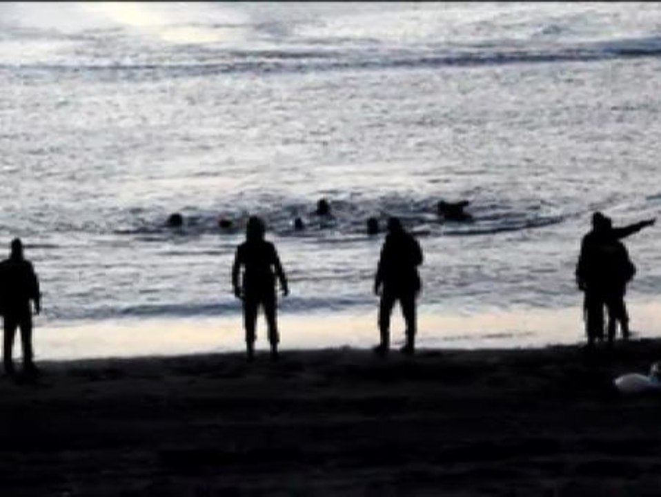 16 juristas denuncian la actuación del Gobierno en la frontera de Ceuta y Melilla