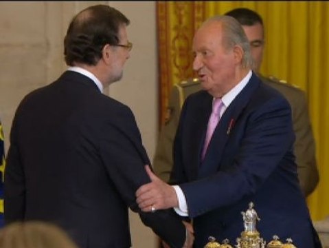 El PSOE se abstendrá en la votación para aforar al rey Juan Carlos