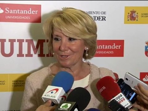 Aguirre defiende el aforamiento de los actuales y salientes monarcas
