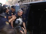 Polémica actuación policial en Sol contra manifestantes republicanos