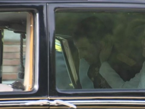 Felipe VI y doña Letizia, rumbo al Congreso