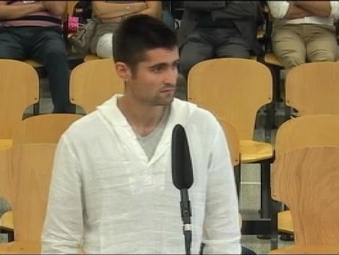 El etarra acusado del asesinato de Isaías Carrasco dice que en ese momento estaba examinándose en la universidad