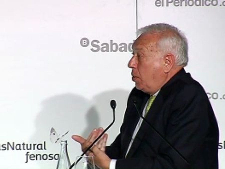 Margallo dice que la consulta soberanista tendría efectos "catastróficos" en la economía catalana