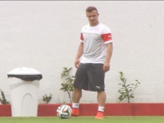 Download Video: La selección suiza siguen preparando su debut en el Mundial