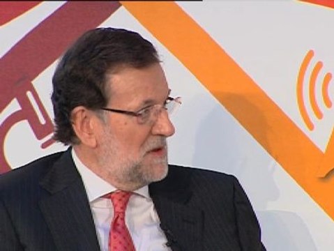 Rajoy: La monarquía tiene apoyo mayoritario, y al que no le guste, que plantee una reforma de la Constitución