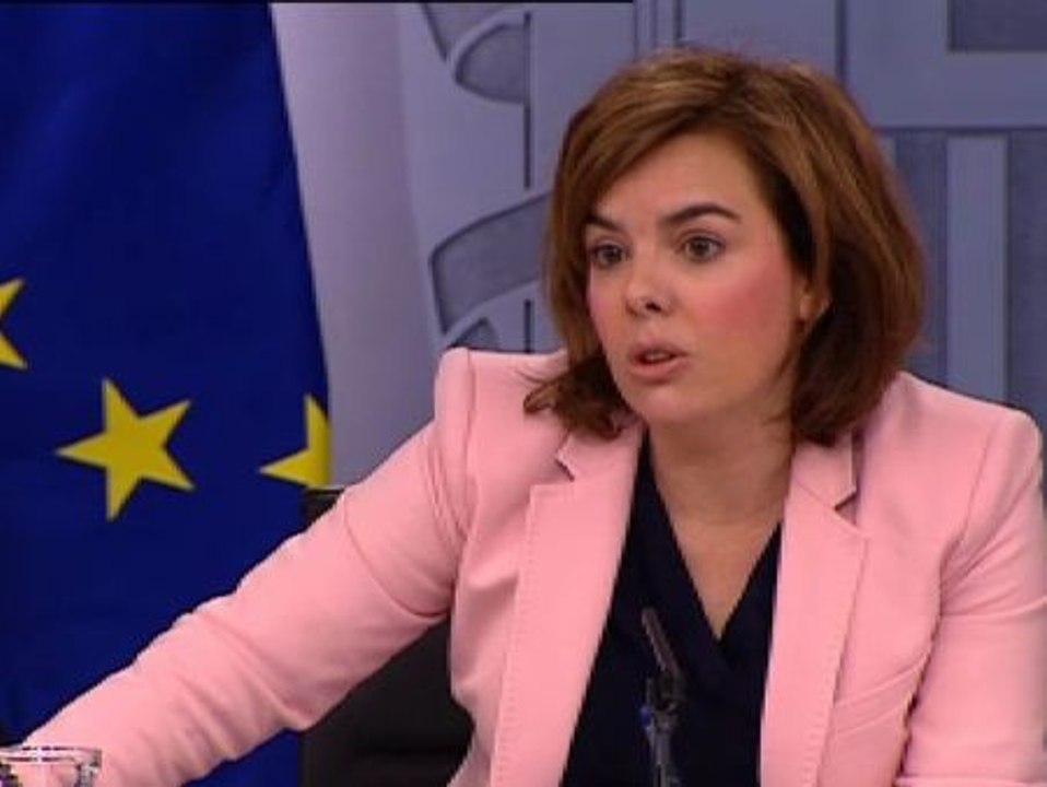 Sáenz de Santamaría se escuda en la "libertad de expresión" para defender las críticas a Podemos