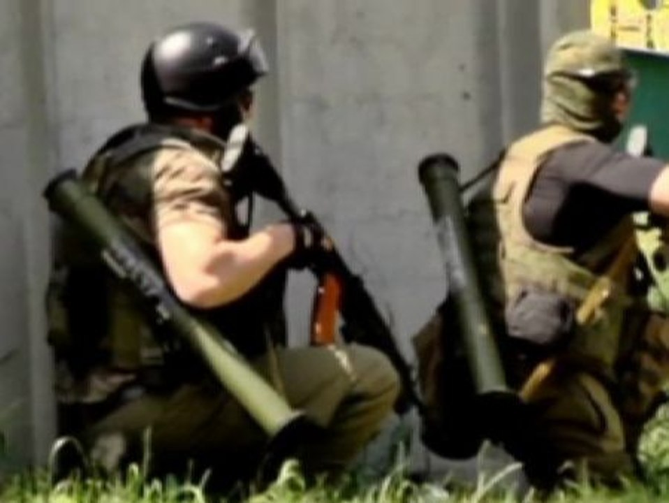 Los combates en el aeropuerto de Donetsk dejan al menos 35 muertos