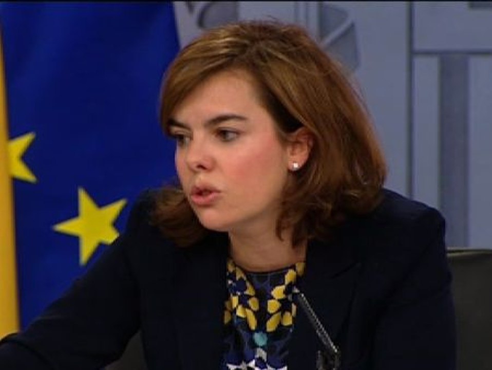 Sáenz de Santamaría sobre la justicia universal: "Hay mecanismos para una ley que no se ajuste a la Constitución"