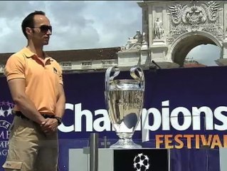 La copa de la Champions League, expuesta en Lisboa