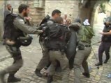 Enfrentamientos entre palestinos y policías en el 66 aniversario de la independencia israelí