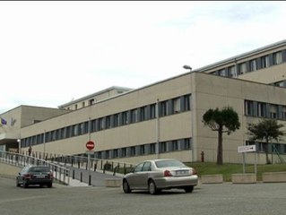 Un hospital de Lugo niega la asistencia médica a un niño de madre inmigrante