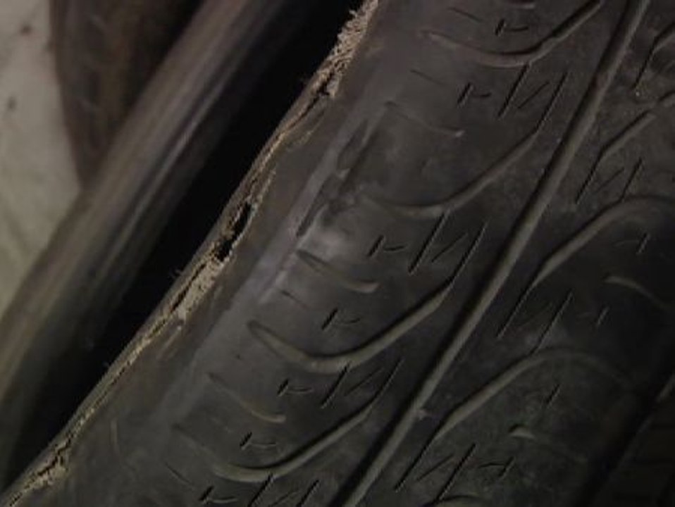 Mas de 820.000 vehículos están circulando con defectos graves en los neumáticos