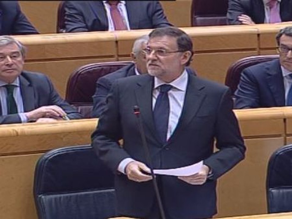 Rajoy no se considera "portavoz de nadie" para defender a Cañete sobre sus empresas