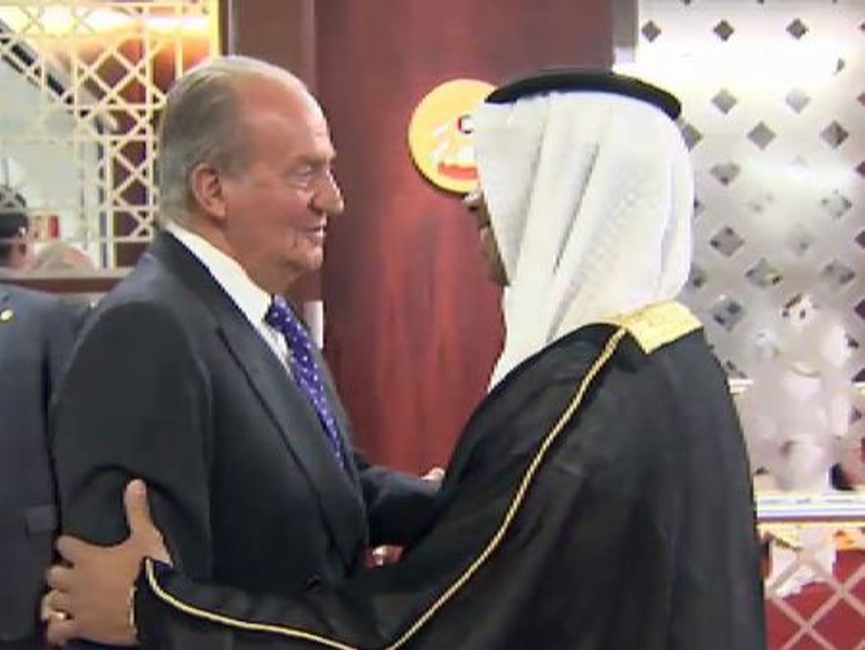 El Rey viaja a Abu Dabi en busca de inversiones millonarias para los empresarios españoles