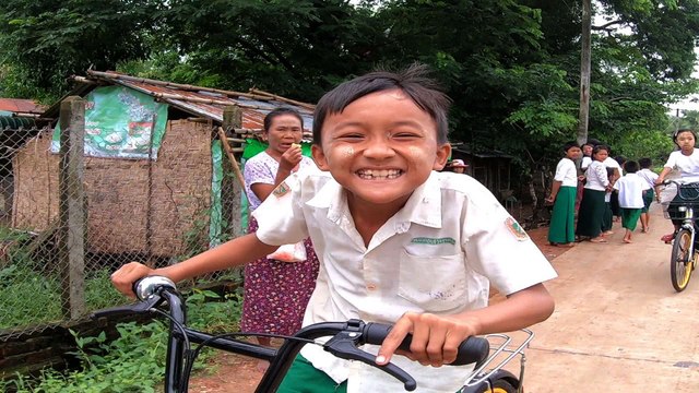 Recycled bikes get Myanmar kids to school