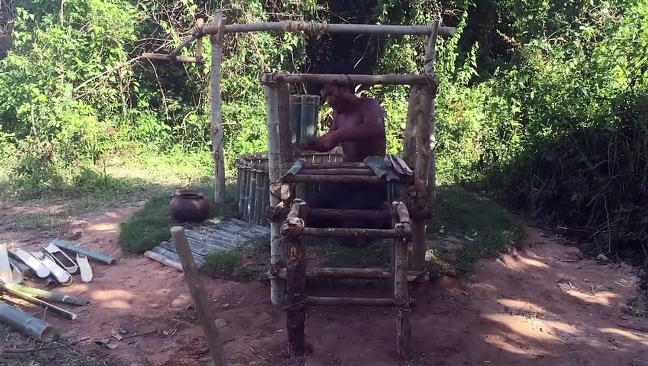 Make Water filter in the forest by ancient skill ( wells bamboo )