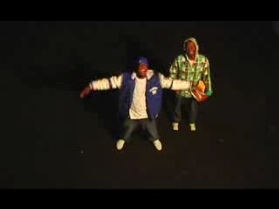 AFRICAN REMIX  kiss kiss