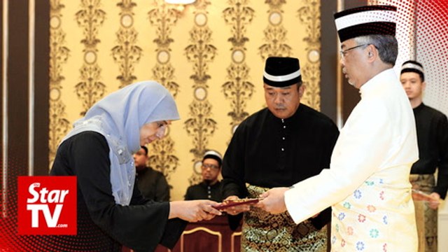 Latheefa sworn in as MACC chief commissioner