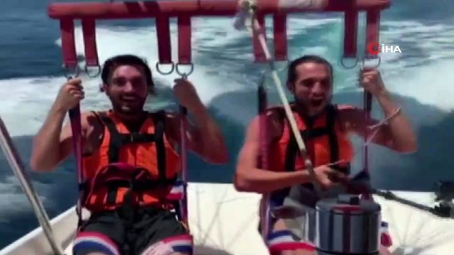 Trabzonsporlu Yusuf Yazıcı ailesiyle tatilin tadını çıkartıyor