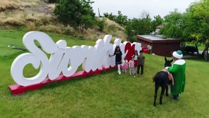 'Dünyanın merkezi'nde 27 yıldır Nasreddin Hoca'yı canlandırıyor - ESKİŞEHİR