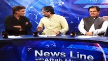 PTI leader Masroor Siyal assaults President Karachi Press Club Imtiaz Khan Faran during a live TV talk show