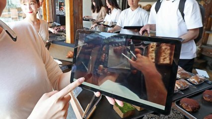 [기업] KT, '넥밴드형' 360도 카메라 28일 출시 / YTN