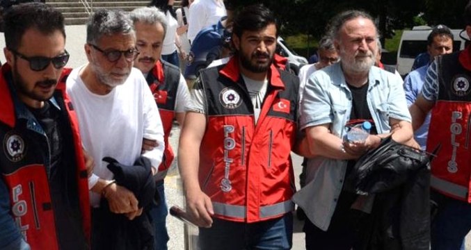 Pedofili içeren Zümrüt Apartmanı nın yazarı ve yayıncısı hakkına istenen ceza belli oldu