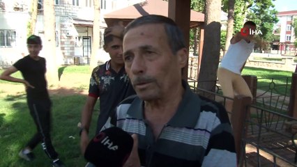 Namaza hazırlanan yaşlı adama kapkaç şoku