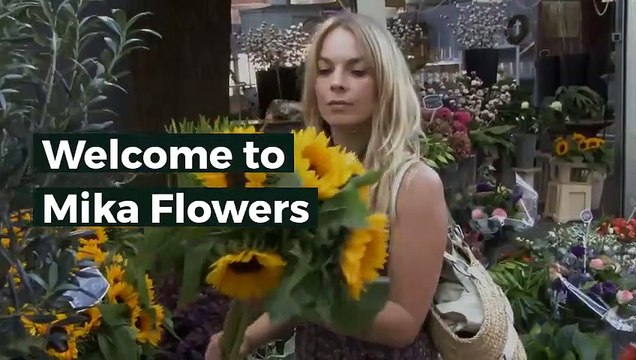 Roses in a box london - Mika Flowers