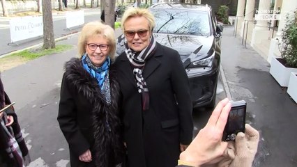 Muriel Robin engagée pour les femmes, elle "n'a pas lâché" Brigitte Macron