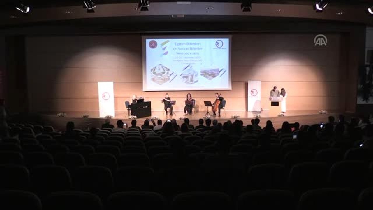"3. Eğitim Bilimleri ve Sosyal Bilimler Sempozyumu"