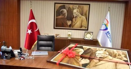 Ekrem İmamoğlu'nun odasından indirilmişti! Atatürk tablosuyla ilgili önemli gelişme