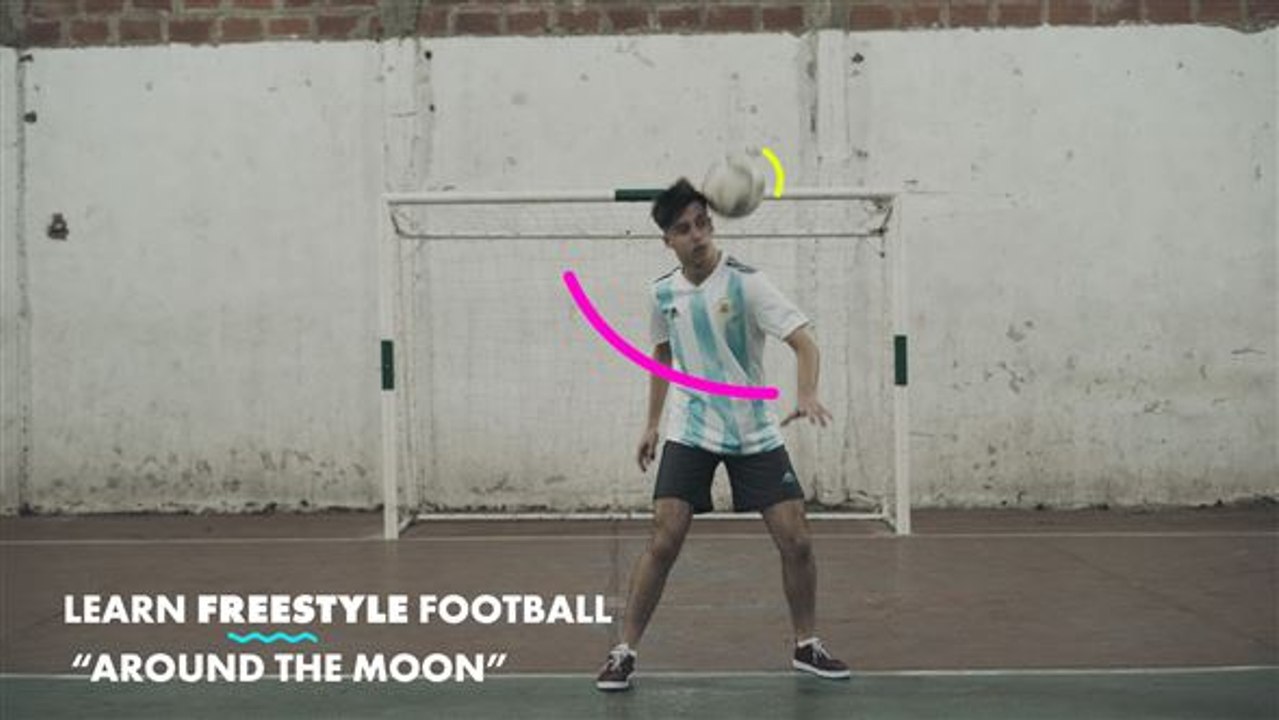 Learn Freestyle Football Tricks: Around the moon
