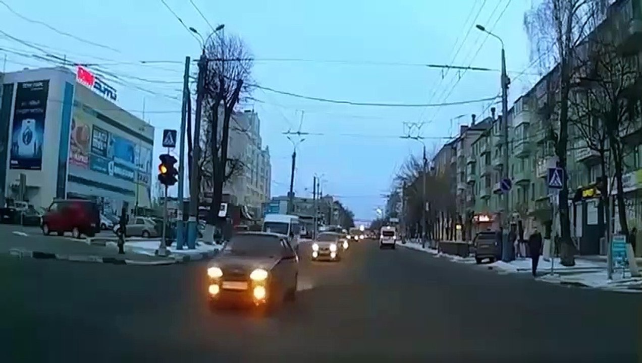 Car crashes  -301