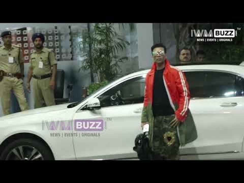 Karan Johar goes casual while flying