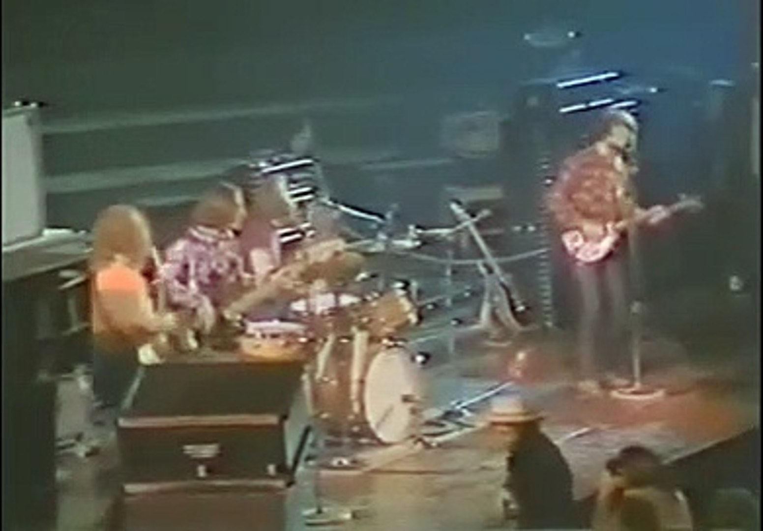 Creedence Clearwater Revival - Tombstone shadow  04-14-1970