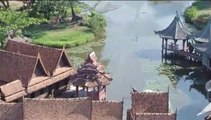 Espectacular sesión de esquí acuático por los canales de Bangkok
