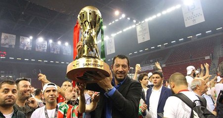 Pınar Karşıyaka'da Ufuk Sarıca dönemi başladı