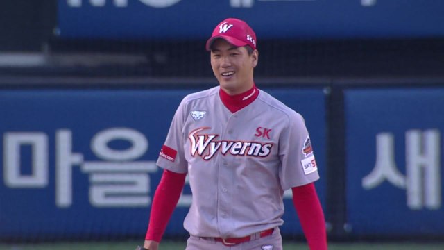 최정 연타석 홈런·김광현 9승...SK 4연승 / YTN