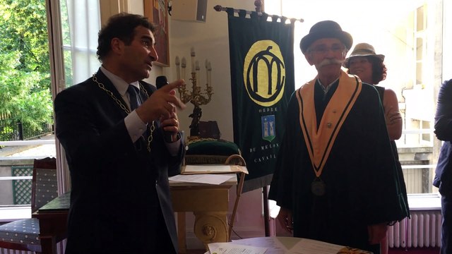 Christian Jacob, Éric Ciotti et Daniel Fasquelle faits chevaliers de l’ordre du melon de Cavaillon