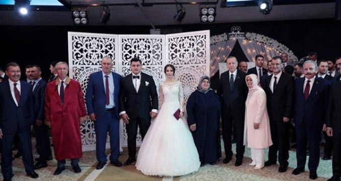 Recep Tayyip Erdoğan, Melih Gökçek ve Mansur Yavaş, Rıza Kayaalp'in düğününde bir araya geldi!